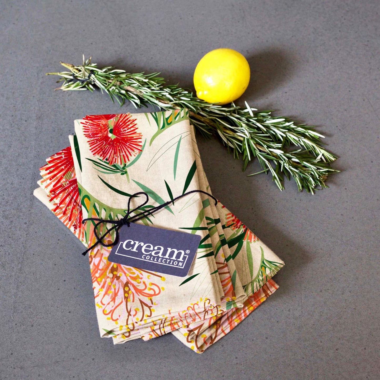 Table Napkin Grevillea Flower Set