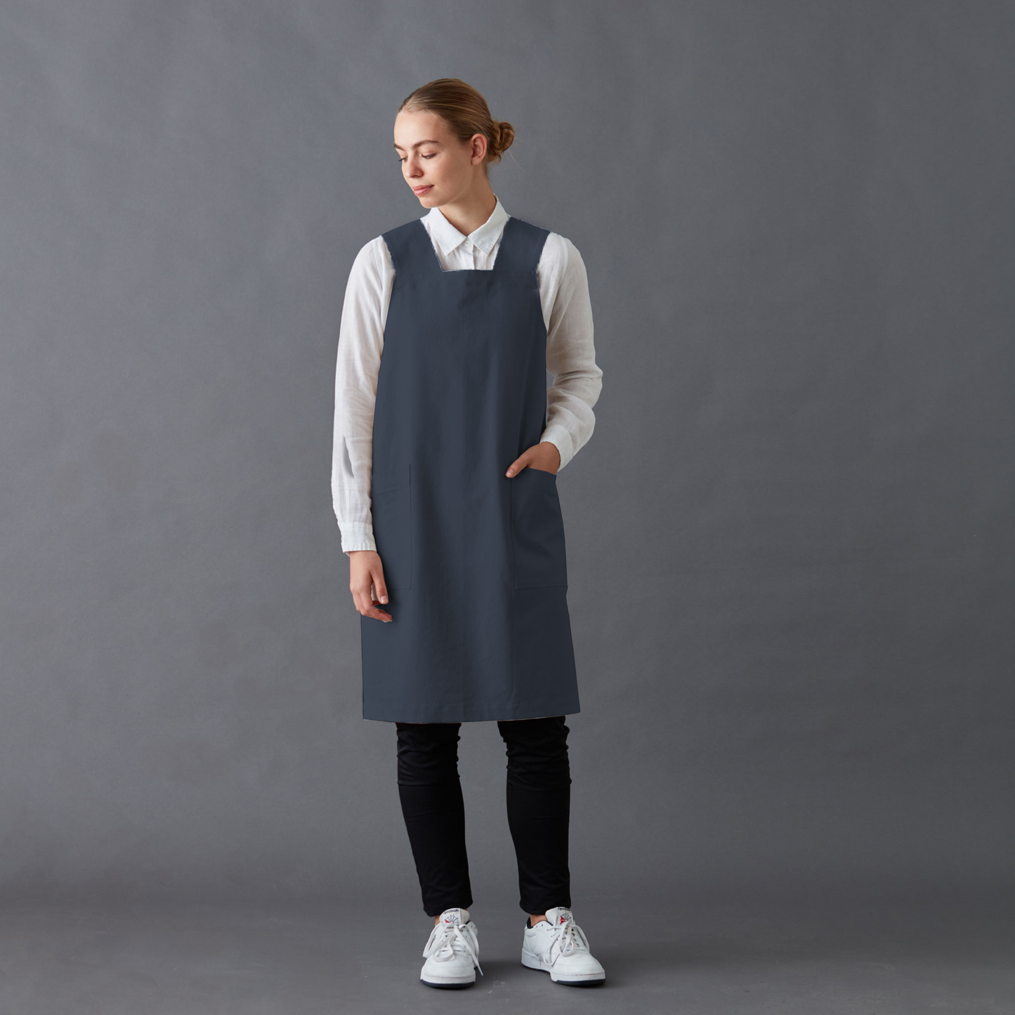 Apron-Joy-Linen-Front-Navy